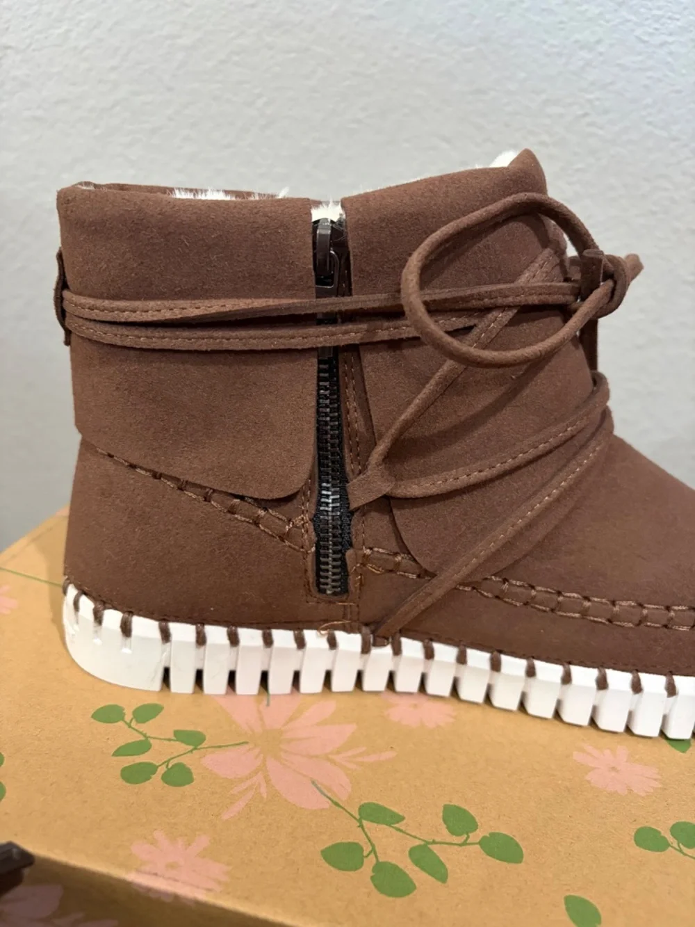 New ILSE JACOBSEN Ankle Boots Brown Booties Lined Lace Up Size 40, US 9.5-10